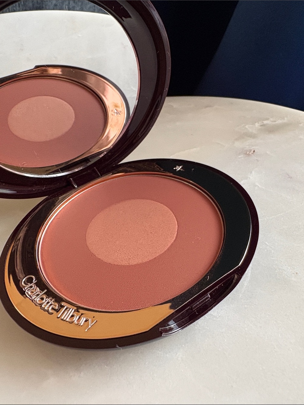 Charlotte Tilbury Cheek to Chic blush in PILLOW TALK DEEP ✨NWOB✨ - Picture 2 of 4